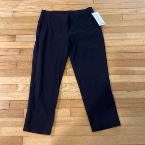 NWT Lulu on the Move Light tag inside is mis marked